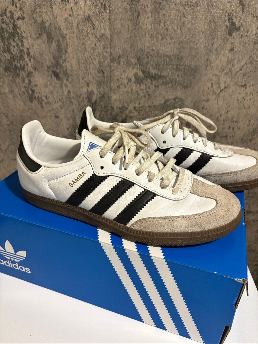 adidas Samba Men's Sneakers - White/Black/Tan Suede Trim
